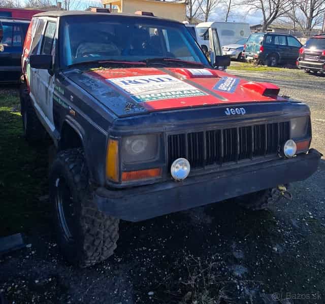 Predám upravený Jeep Cherokee