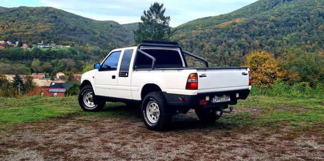 Predam Opel Campo (Isuzu Trooper) 2,5 TD
