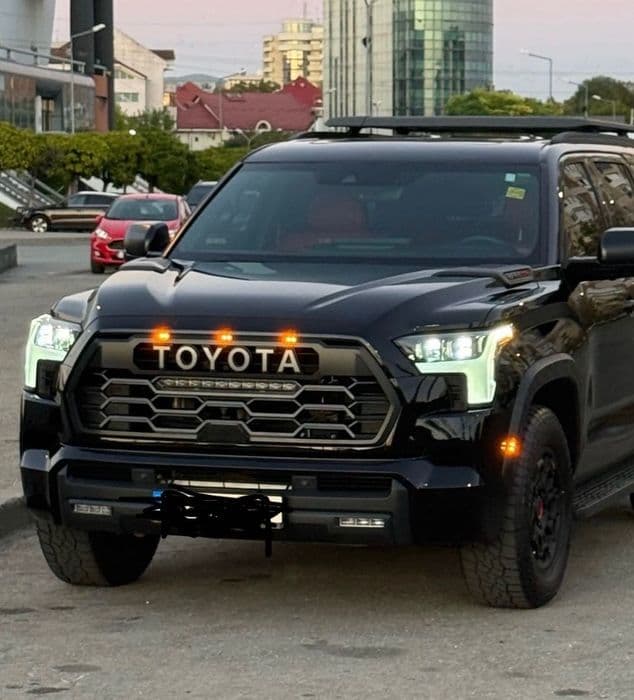 Preț negociabil Toyota Sequoia TRD Pro 2024 hibrid