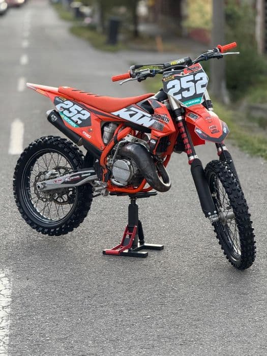 Vând KTM 125 SX 2 timpi Power valve/2022/TUNING/4300€neg!