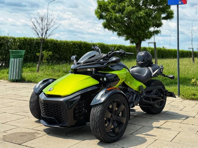 BRP Can-Am Spyder F3 2021 Semi - Automat