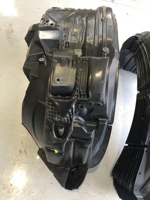 Carenaj fata stanga/dreapta Nissan Navara Pathfinder nou original