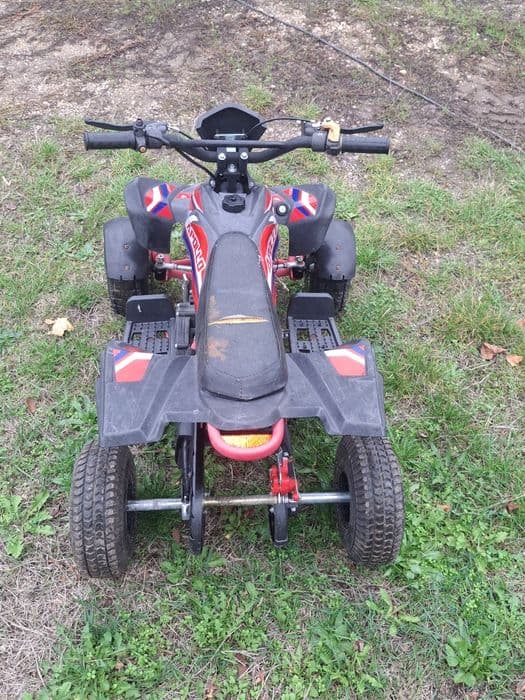 Vand atv 49cc mai multe detalii la telefon
