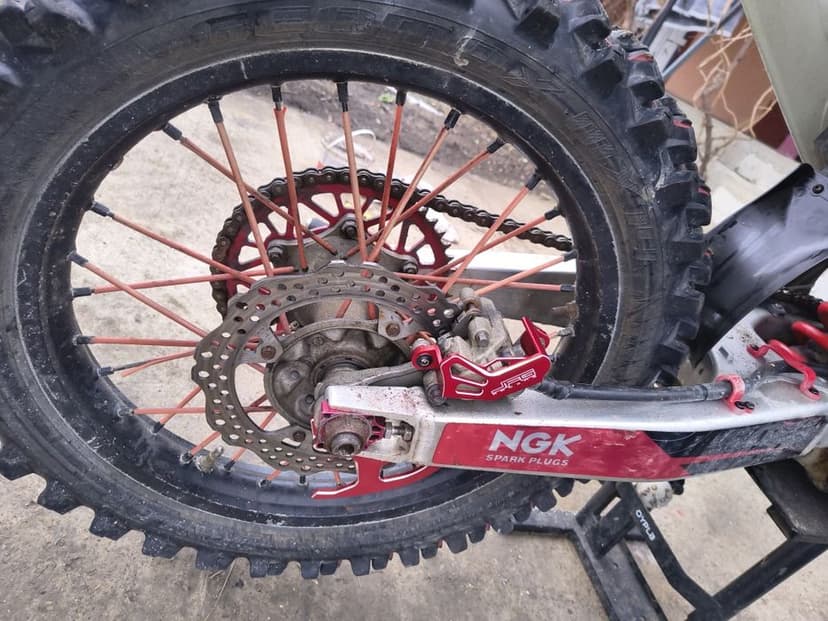 Honda CRF 450 R 2013 pe Injecție