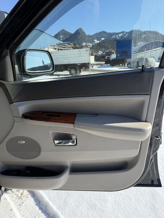 Jeep Grand Cherokee Overland