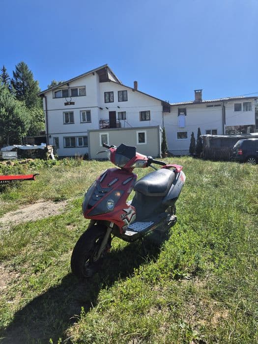 Vand scuter 50cc 2013