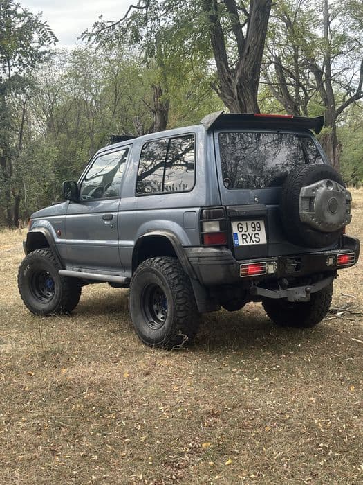 Mitsubishi Pajero Mk2 2.5