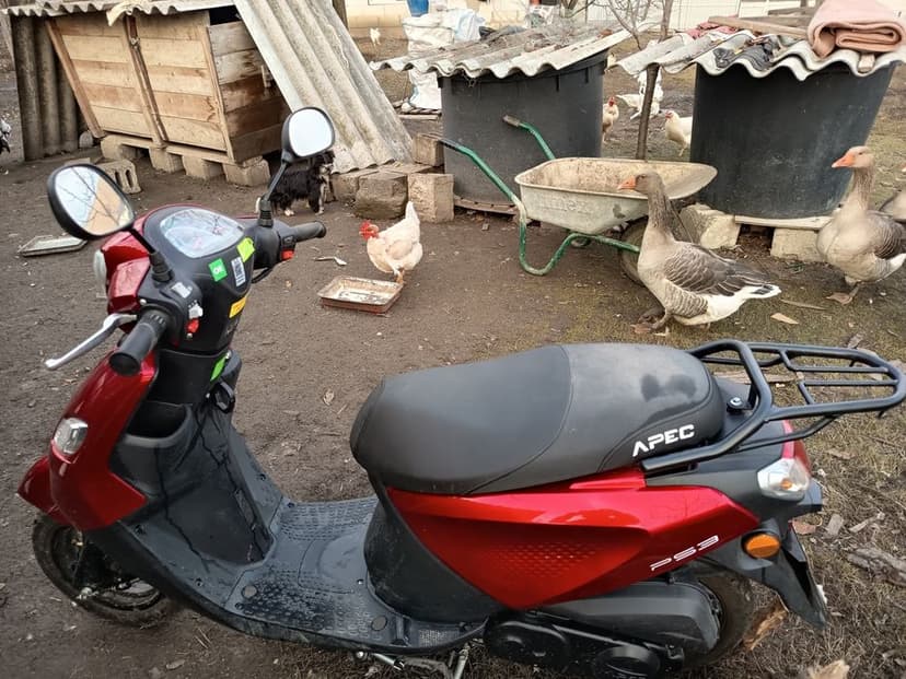 Motoscuter pe benzina 49cm