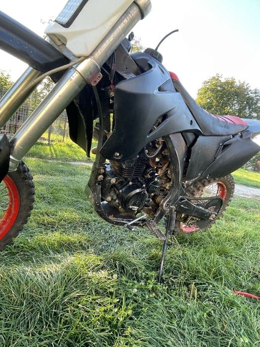 Vand cross 250 in stare buna