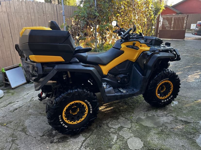 Vând Can-am outlander 650 cmc