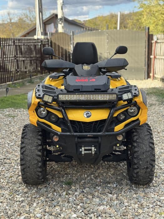 Can Am Bombardier 650 MaX XT, nr negru Poliție