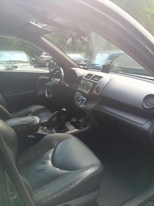 Toyota RAV4 off-road