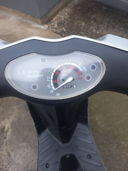 Vând Scuter Peugeot 49cc