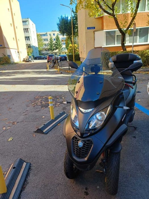 Maxi Scuter Piaggio MP3 500