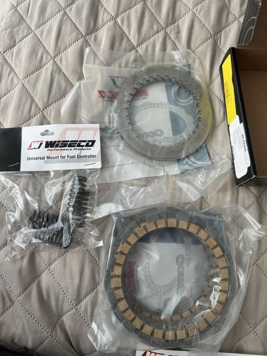 Kit complet ambreiaj marca Wiseco Yamaha WR 250 F/YZ 250 F