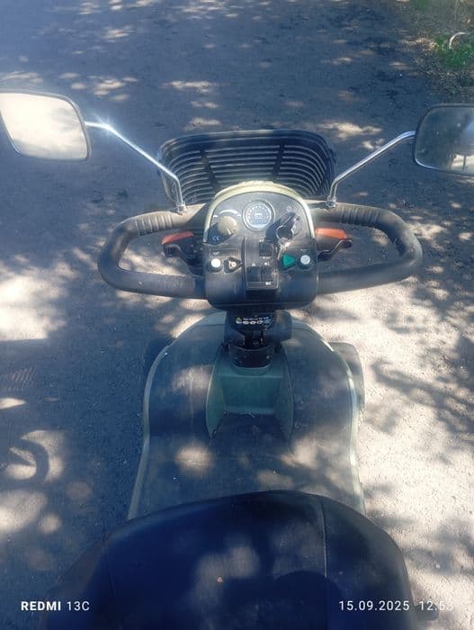 Se vinde  scuter electric pt handicap