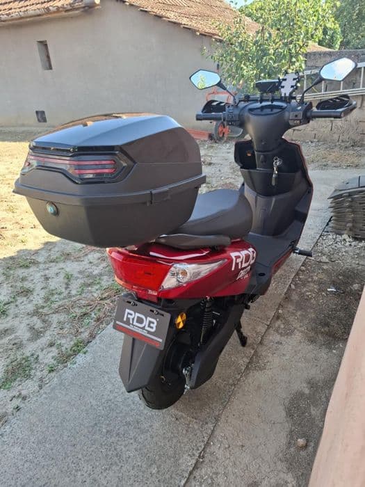 Vând Scuter RDB 2000 baterie 72 v și 20Ah
