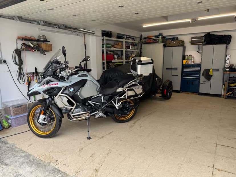 BMW 1250 GS Adventure, GSA 2021, garantie Iunie 2026, echipare top.