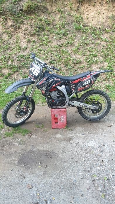 Vând yamaha yzf 250 2009