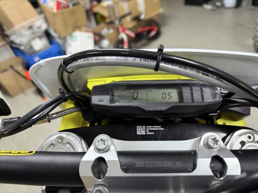 Husvarna TE300 Tbi 2025