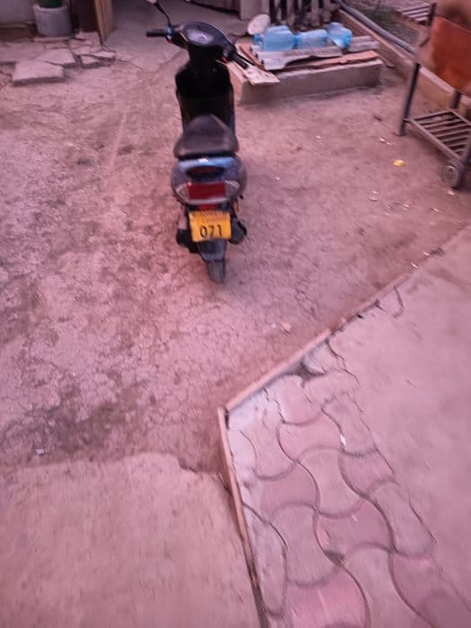 Vând scuter goupop
