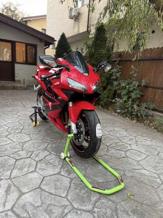 Honda cbr 600rr pc37