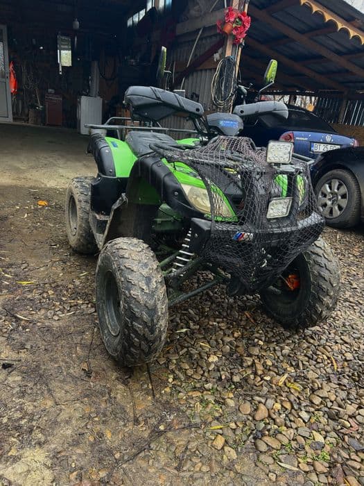 Vând atv 200cc .