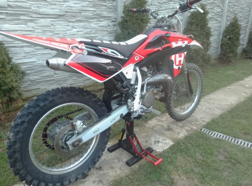 Motocross Husqvarna 125 2t din 2010 impecabila