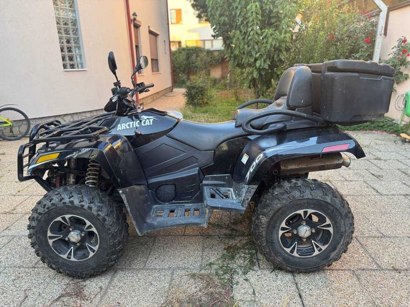 ATV Arctic Cat 700 EFI TRV