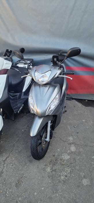 Vand Scutere 50 125-200 cc