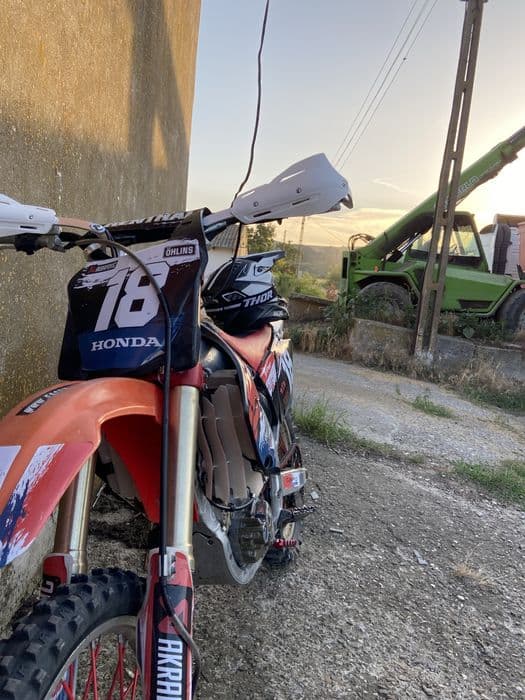 Honda CRF 450 full cross – hobby bike, perfect întreținut!