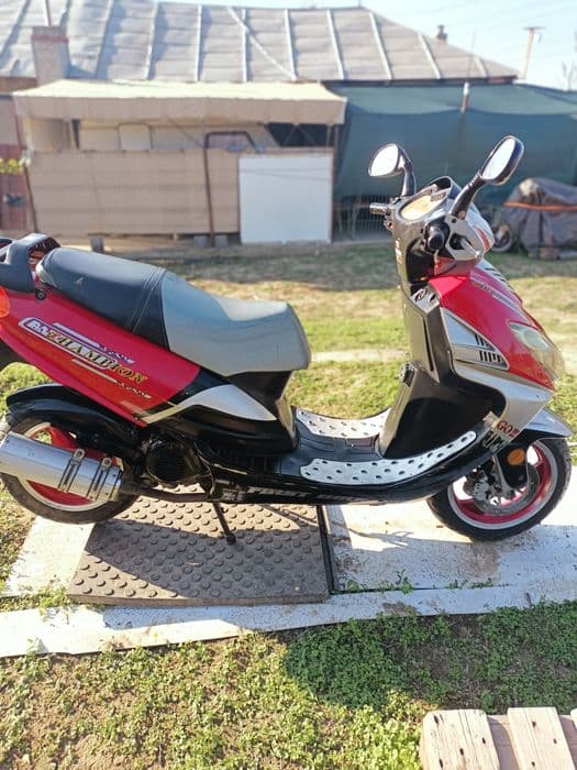 Scuter 50  , cu acte fiscal ,Carte Rar