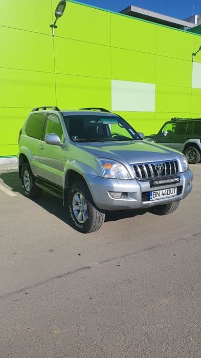 Toyota land cruiser j120