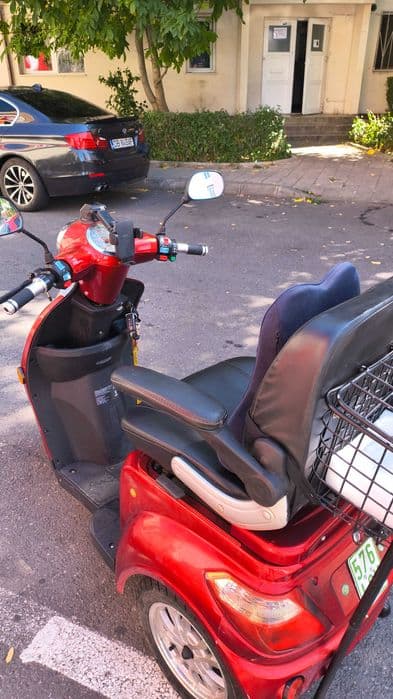 Scuter zetech 1800 w