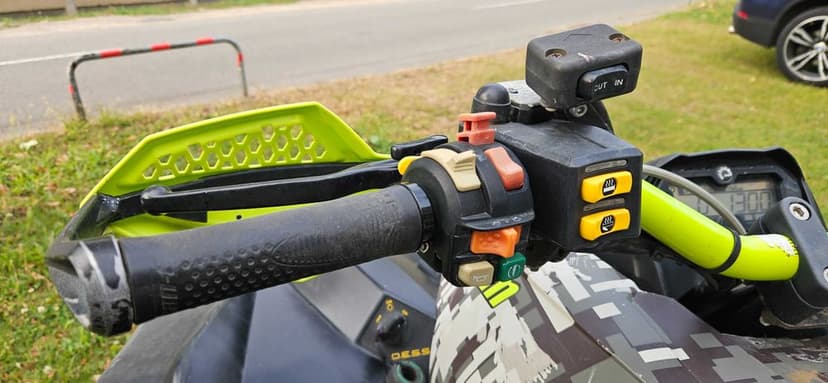 ATV Can-Am Renegade 1000