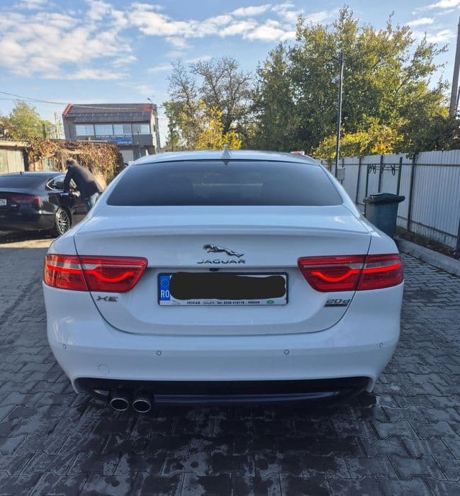 Jaguar XE 2018 Pachet R Sport 4x4 Automat