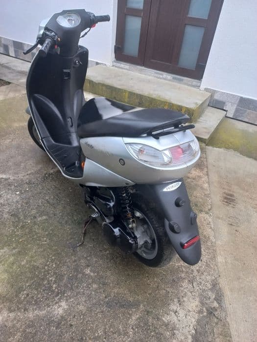 Vând Scuter Peugeot 49cc