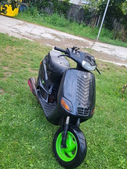 Piaggio zipp în 2 timpi