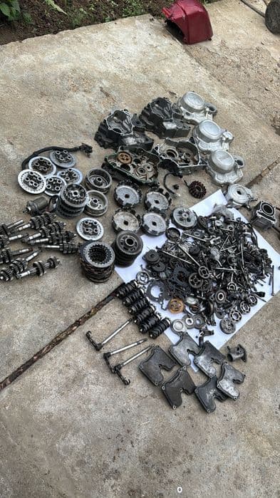 Dezmembrez motor yamaha yzf/mt 125 2008-2023 (chiuloasa / ambielaj/set