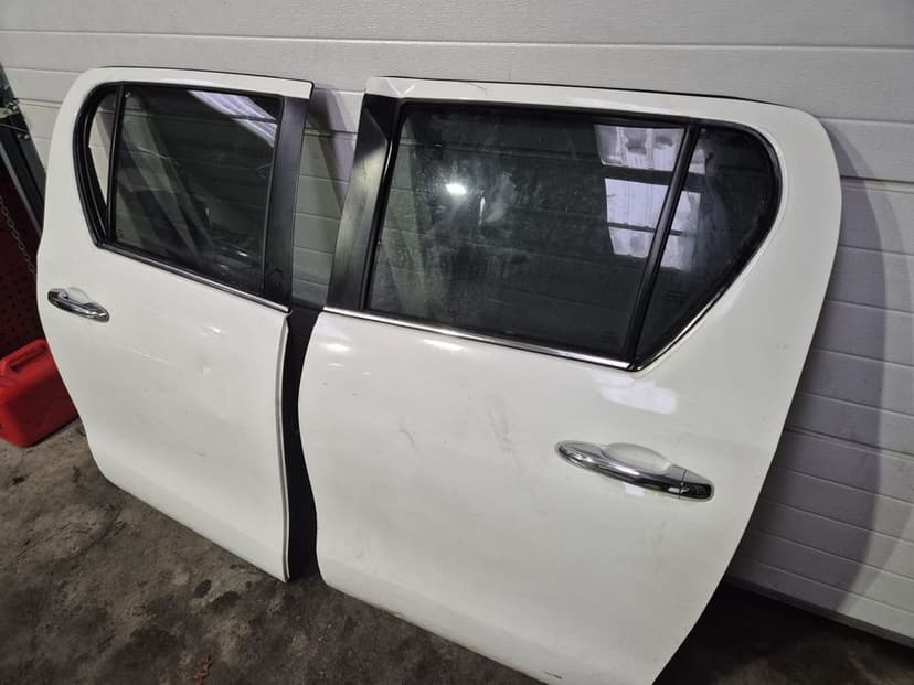 Portiera/Portiere Toyota Hilux 2016-2024