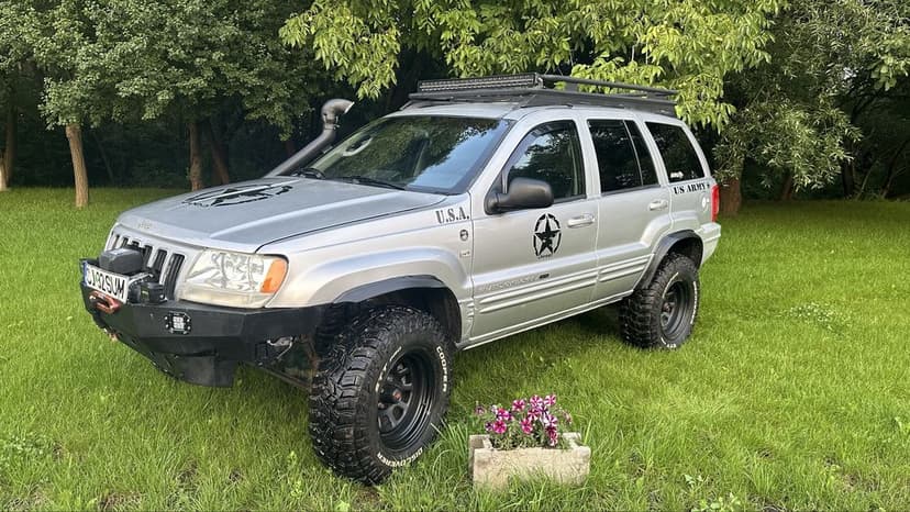 Jeep Grand Cherokee (astept oferte)