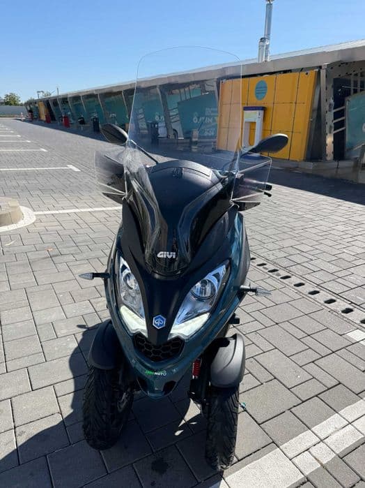 Piaggio MP3 300 HPE SPORT