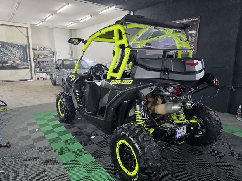 Can am maverick 1000 R Turbo