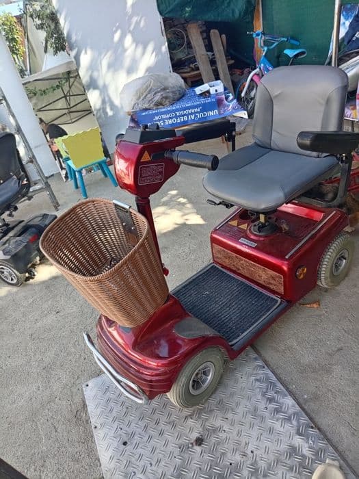 Vând scuter electric