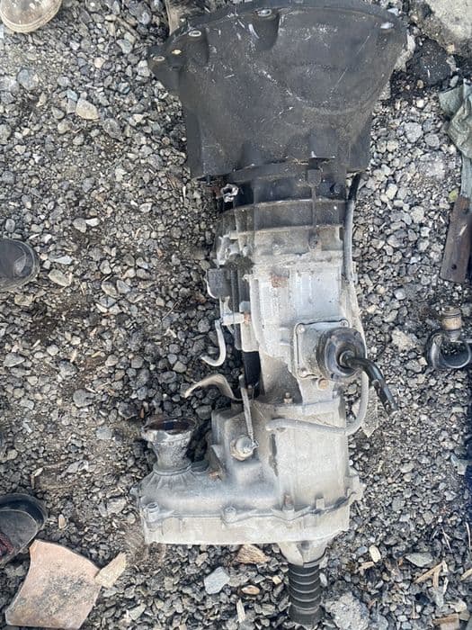 Bari /grile fata spate jeep cherokee kj 2.5/2.8 motoare ,punti ,carlig