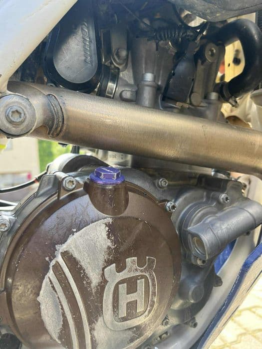 Vând cross Husqvarna 450 4T - an 2017