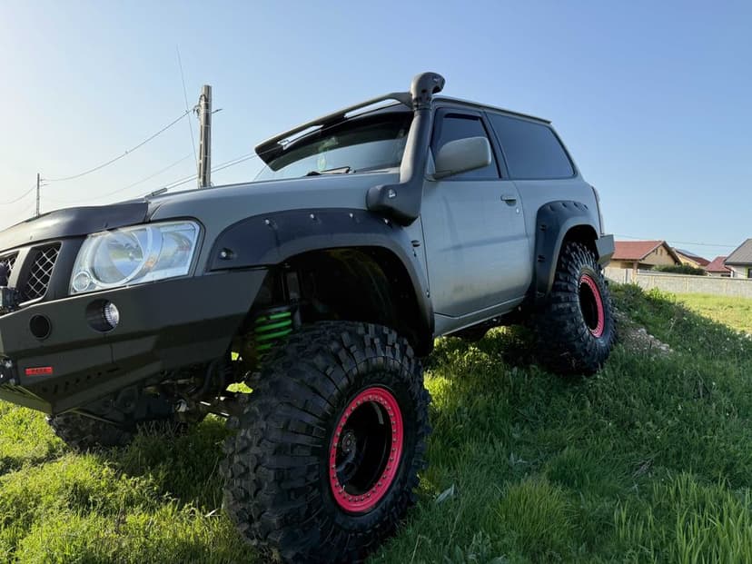 Vand Nissan Patrol - varianta Can-Am Maverick