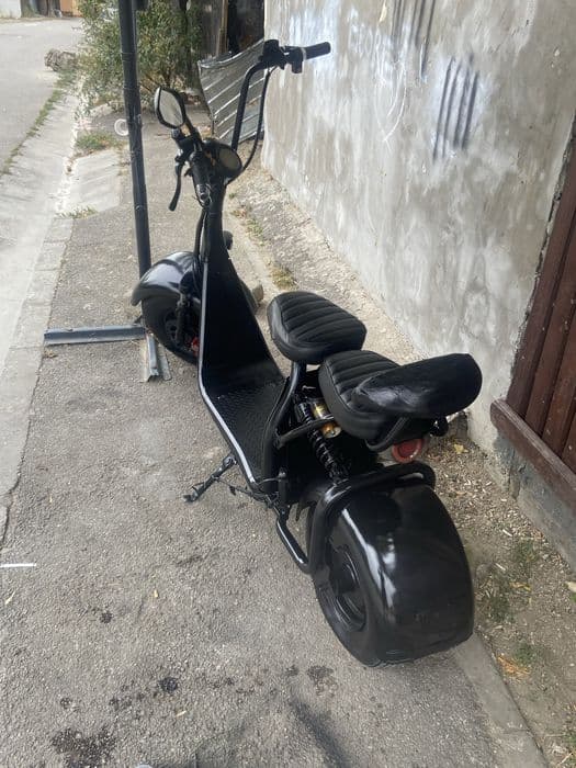 Vand scuter electric fara permis