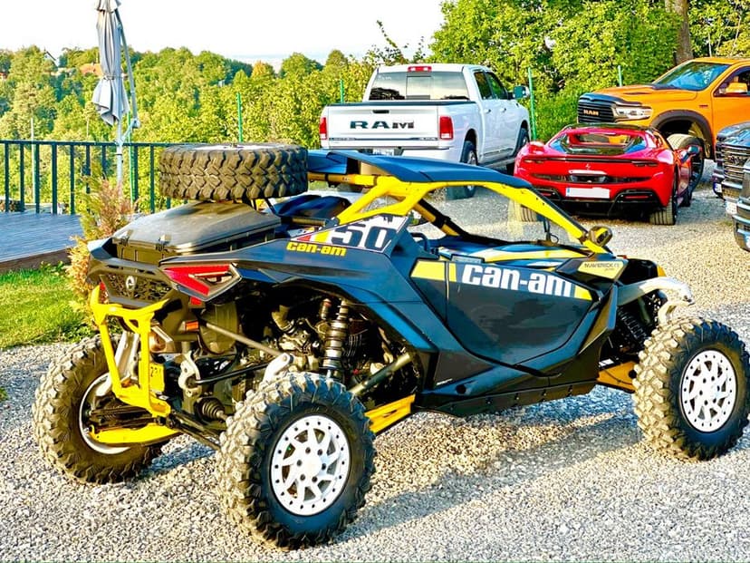 Can am SSV Maverick R XRS an 2024 TURBO 240 cai GARANTIE 4 ani