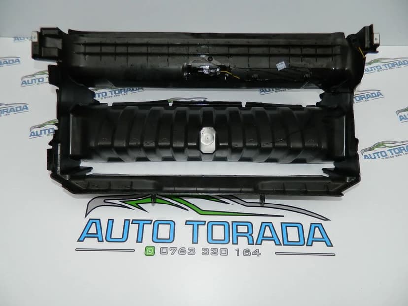 Deflector de admisie aer Land Rover Discovery 3, senzor cod DXJ500082